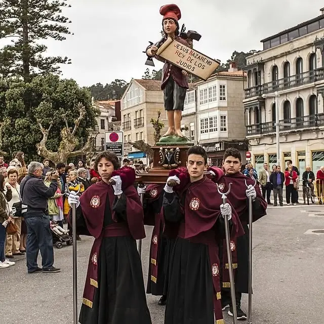 Las imágenes de Ignacio Cerviño, eje central del Viernes Santo en Cangas