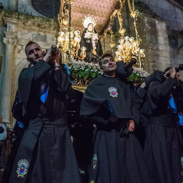 Las imágenes de Ignacio Cerviño, eje central del Viernes Santo en Cangas