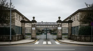 Medran os internamentos forzosos en residencias galegas: resposta social ou síntoma dun modelo esgotado?