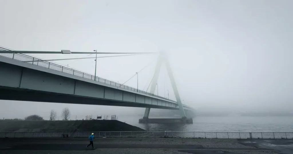 La regularización migratoria: un espejo de la madurez democrática