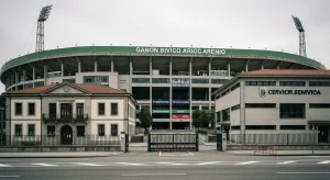 Infraestruturas compartidas e conflitos: o papel dos grandes clubs no entorno local