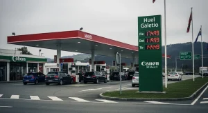 Viaxar por estrada na Semana Santa: o peto ante o reto dos carburantes