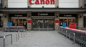 Trabajadores de grandes almacenes en huelga contra sobrecarga laboral