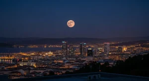 Lúa rosa en Vigo: un fenómeno que devolve o asombro á cidade