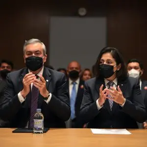 Guarinos defiende en debate que Guadalajara se transforma