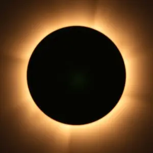 No te pierdas el eclipse solar 2024: mejores lugares en Galicia