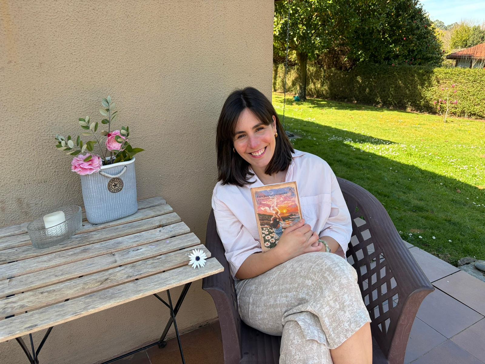 Alba Formoso Ramos presenta su primera novela en la Feira do Libro de Redondela