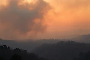 Un humo que viaja cientos de kilómetros: la otra cara de los incendios